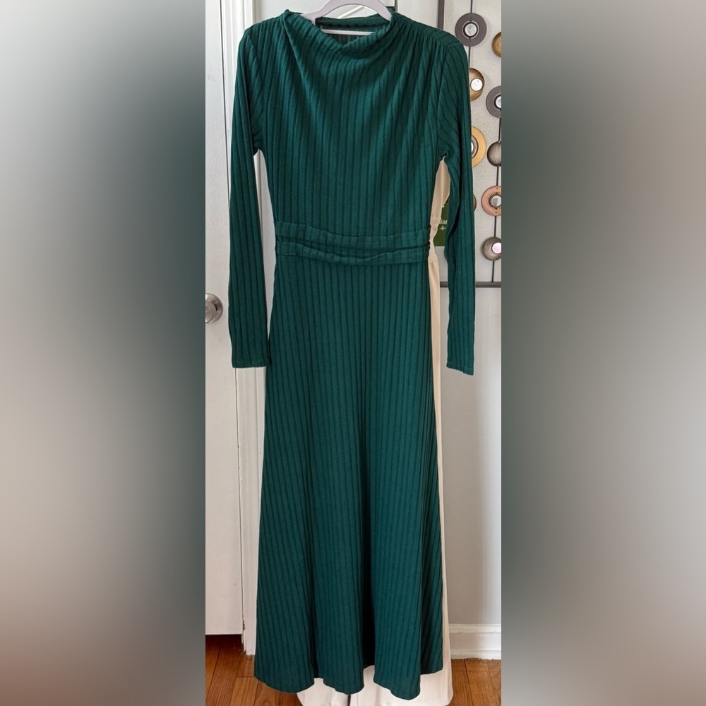 Ribbed Knit Long Sleeve Midi Casual Dress with Pockets Dress Medium